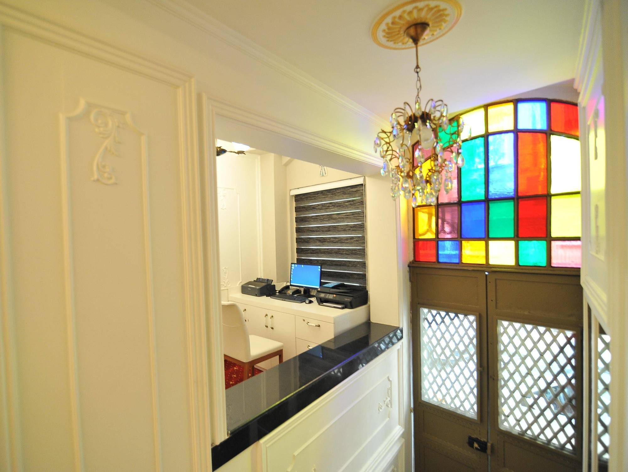 Nishant Hotel Istanbul Bagian luar foto