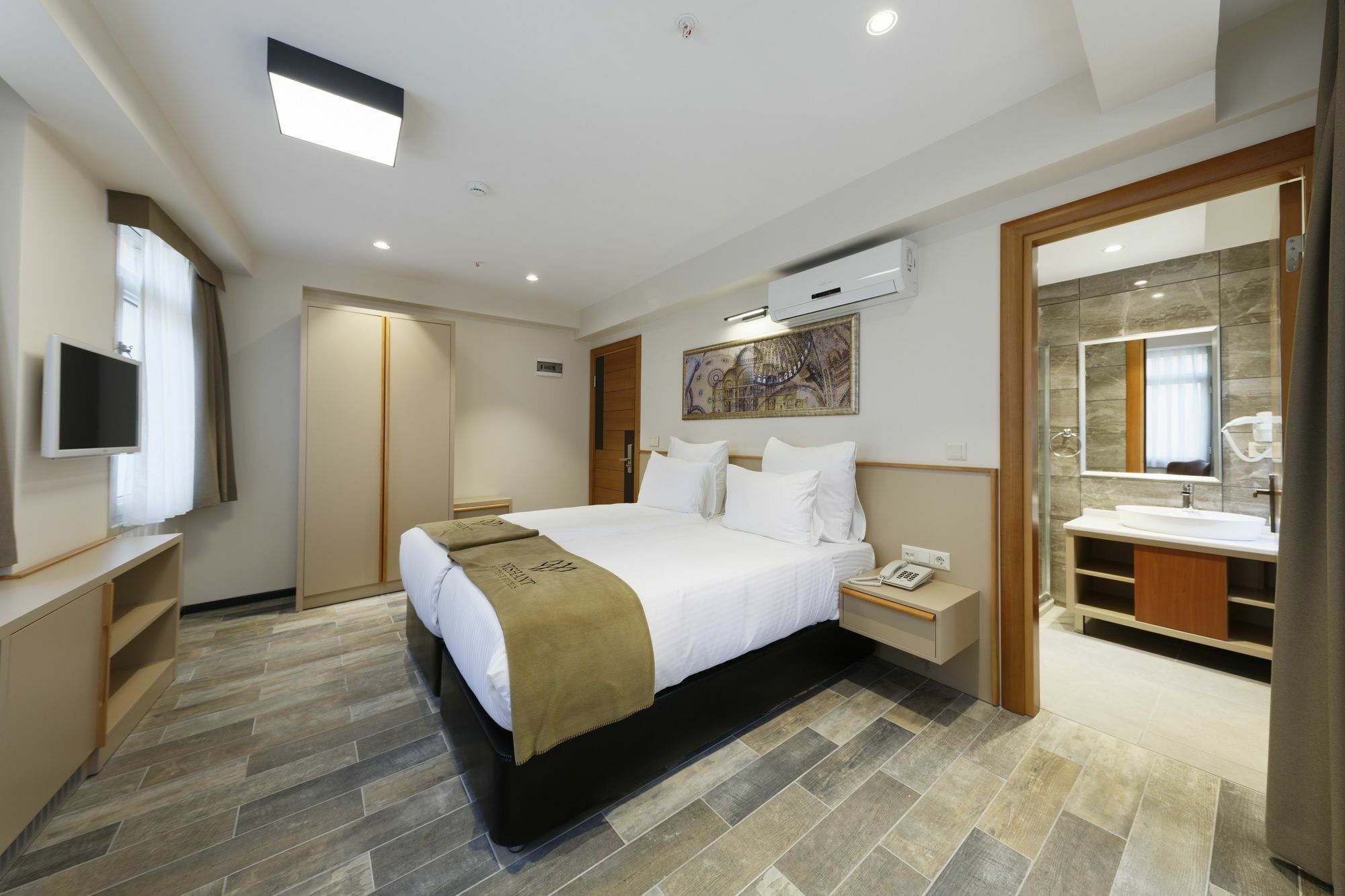 Nishant Hotel Istanbul Bagian luar foto